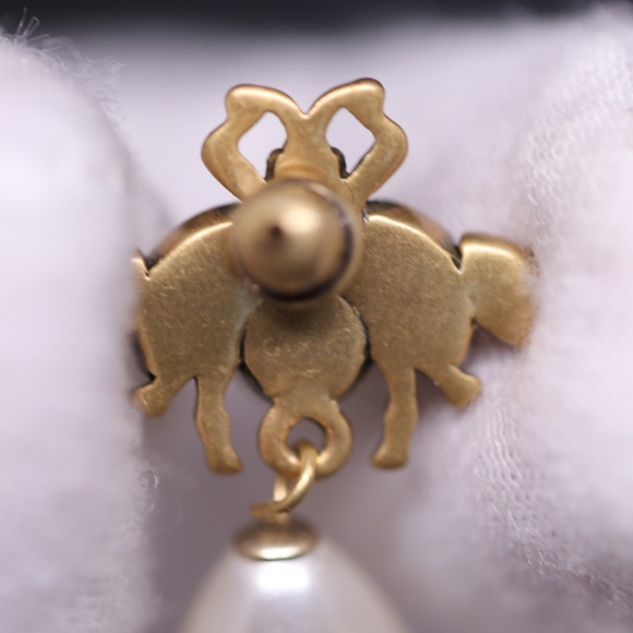 18k Gold Dipped GUCCI Pearl Earrings - Picture 4 of 7